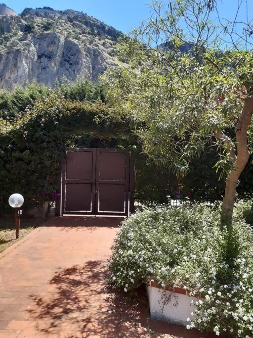Da Nonna Cettina Appartamento In Villa Con Piscina Palermo Ngoại thất bức ảnh